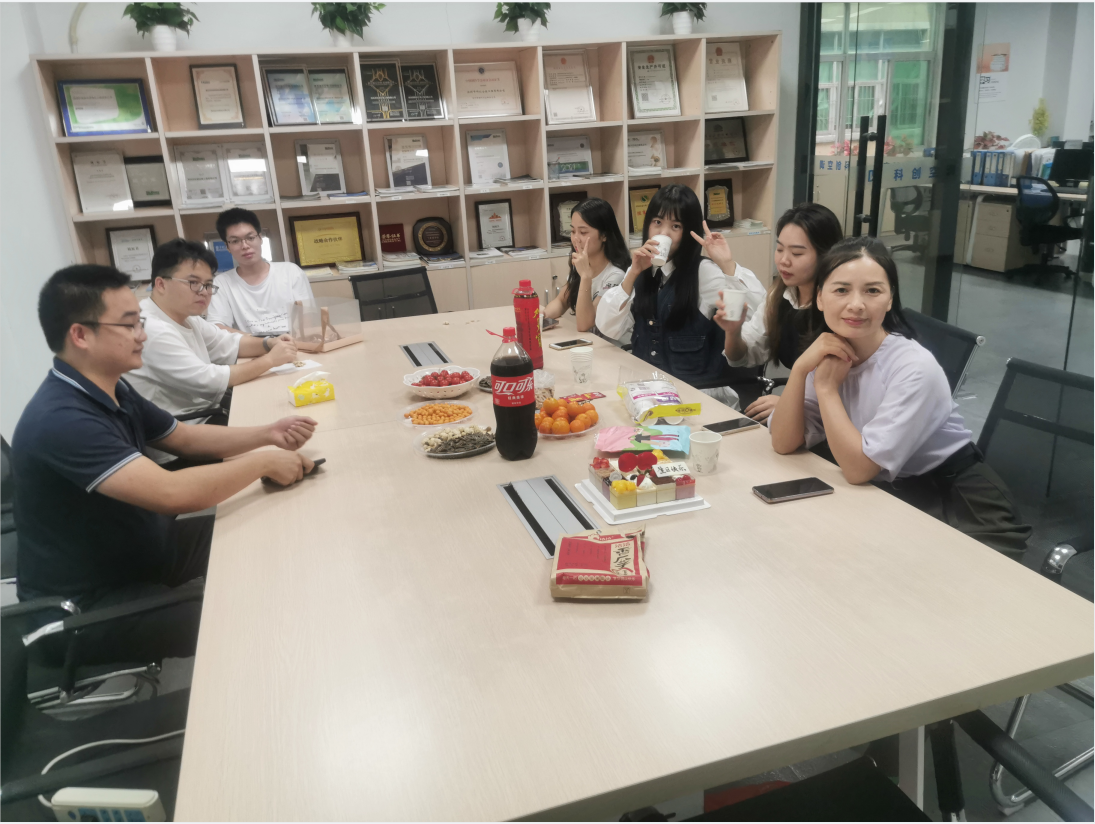 2022年公司下半年生日会
